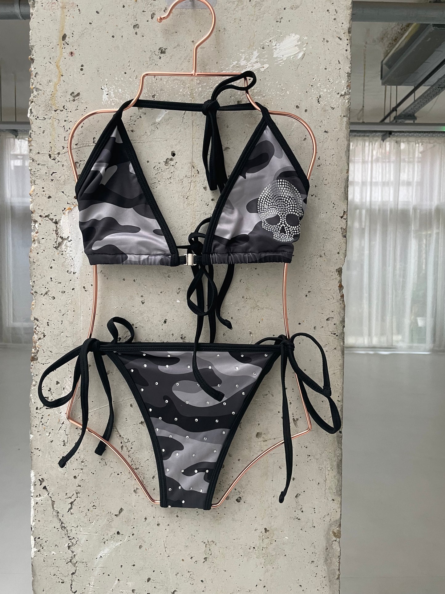 CamoKini (Black)