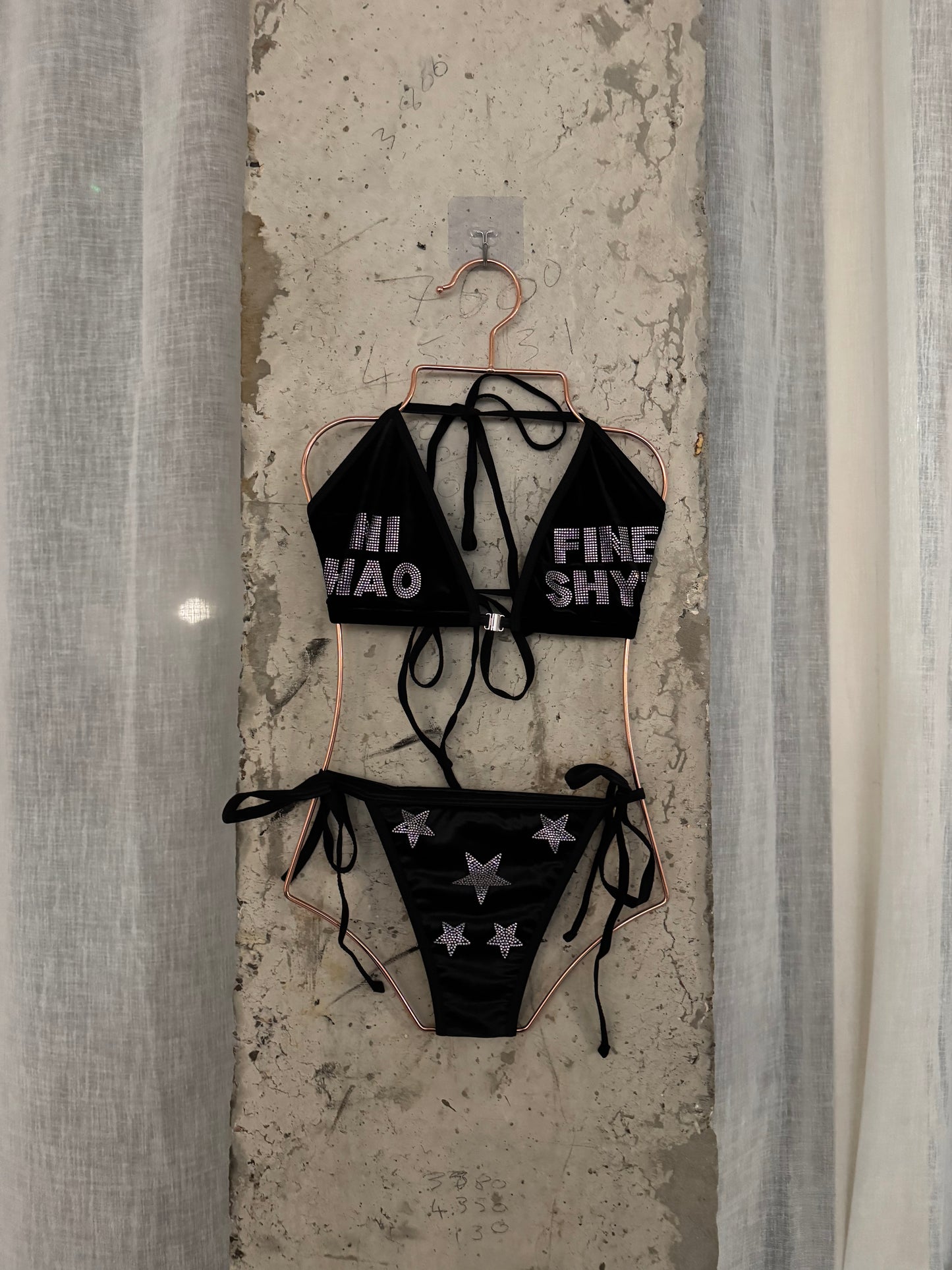 Ni Hao Fine Shyt kini (Black Velvet)